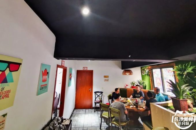“钱四”更名“钱四口味鸡”,我觉得还是少点味?