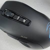 冰豹Kone Pure SE游戏鼠标是迎合FPS、MOBA等游戏玩家而设计