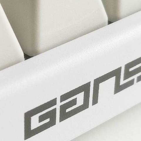 最便宜的樱桃轴蓝牙双模机械键盘？——GANSS GS87D