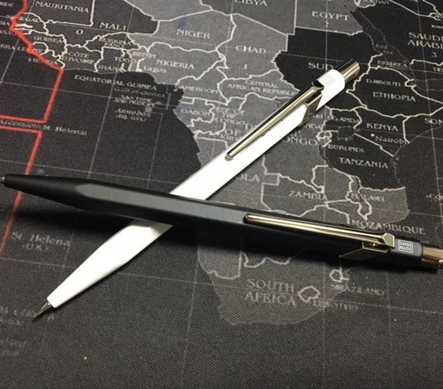 黑白双煞——卡达铅笔开箱