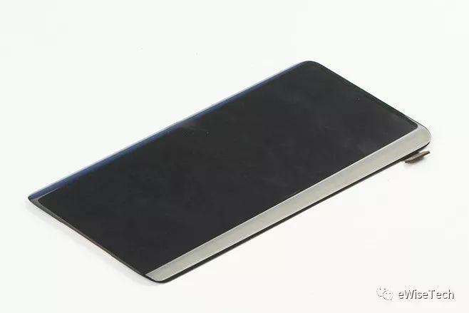 主板占地巨大、液冷散热：OnePlus 一加7 Pro手机详细拆解