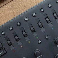 妈妈问我为何打碟：Loupedeck+控制台体验，用打碟方式解决修图工作