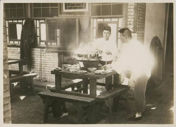 炙子烤肉，北京男人的乌托邦