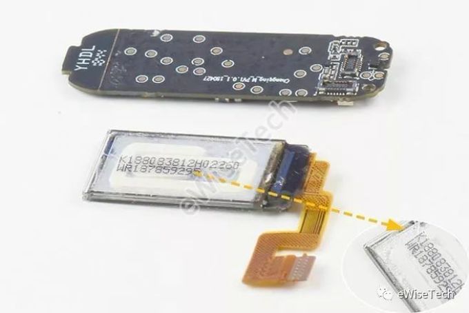 小米手环3 NFC版 详细拆解，手指大小主板排布多款芯片