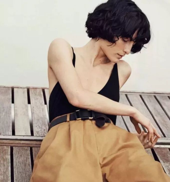 「淡漠色」实现亚洲妹子的高级感! | 色彩驾驭