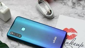 数码产品评测 篇十六：重度使用两周的vivo Z5x深度测评！这些独特体验你应该知道