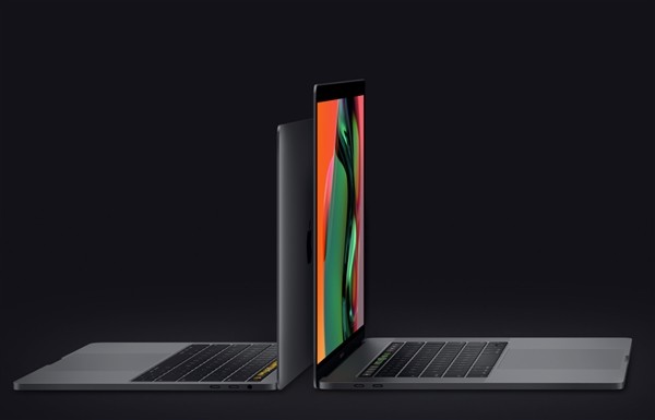 加量不加价：全新入门款MacBook Pro 13跑分出炉，性能提升80%，还送指纹解锁与TouchBar 