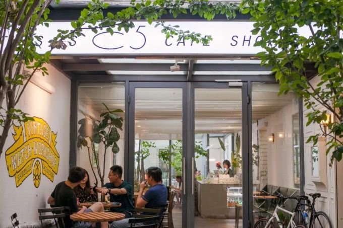 哎哟?三里屯这家店有点野!有了ta,我把奶茶都戒了!