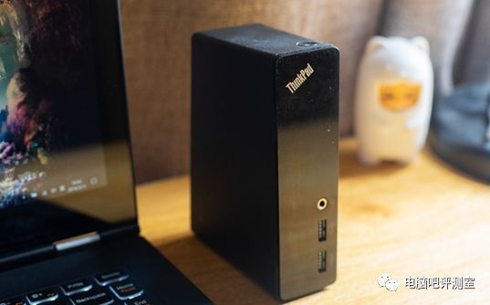 【拆解】在？我要拆解一个二手的Thinkpad USB3.0 Dock