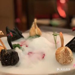 旅界资讯：2019广州米其林指南新鲜出炉 终有米其林二星餐厅