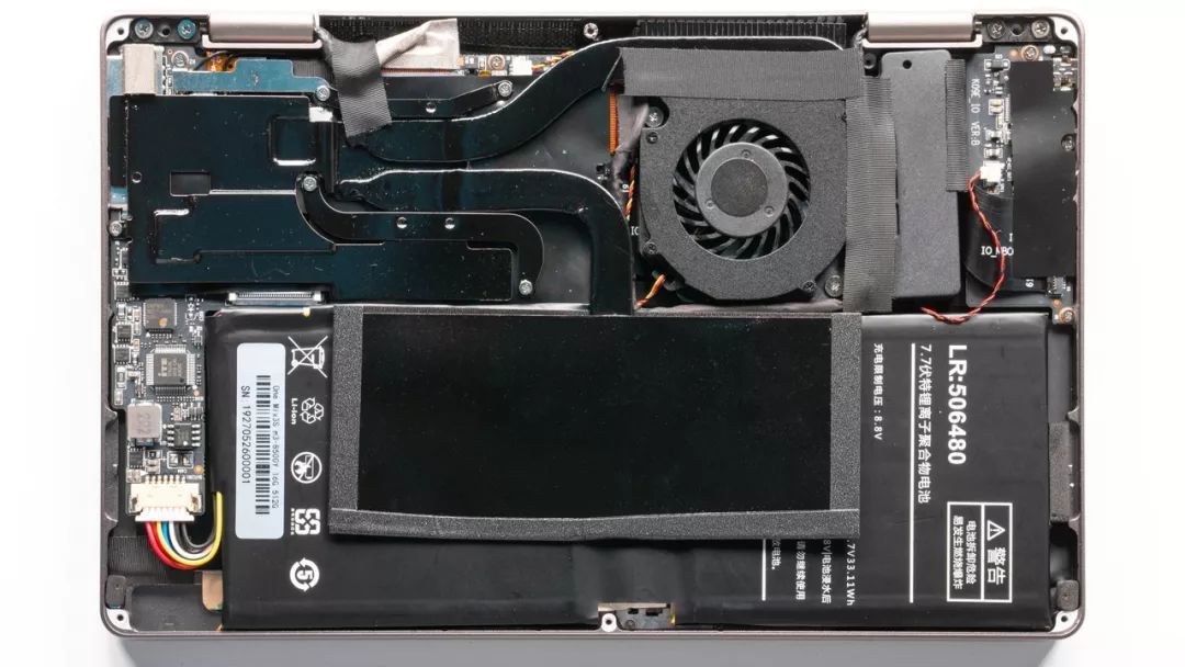 壹号本 OneMix3s铂金版笔记本测评，8.4英寸配酷睿i7，居然还有43Wh电池