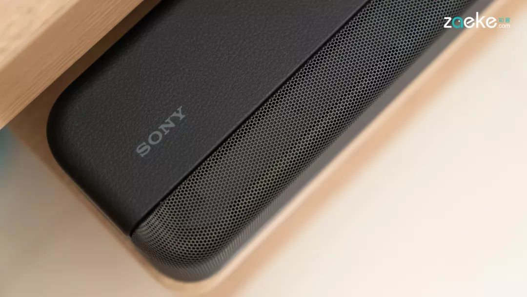 索尼HT-X8500上耳听：打造环绕声效，一“条”就够了