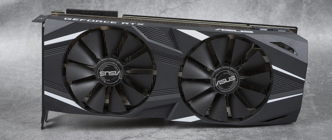 ROG Strix RTX 2060S O8G显卡试玩，光追前后对比和性能分析