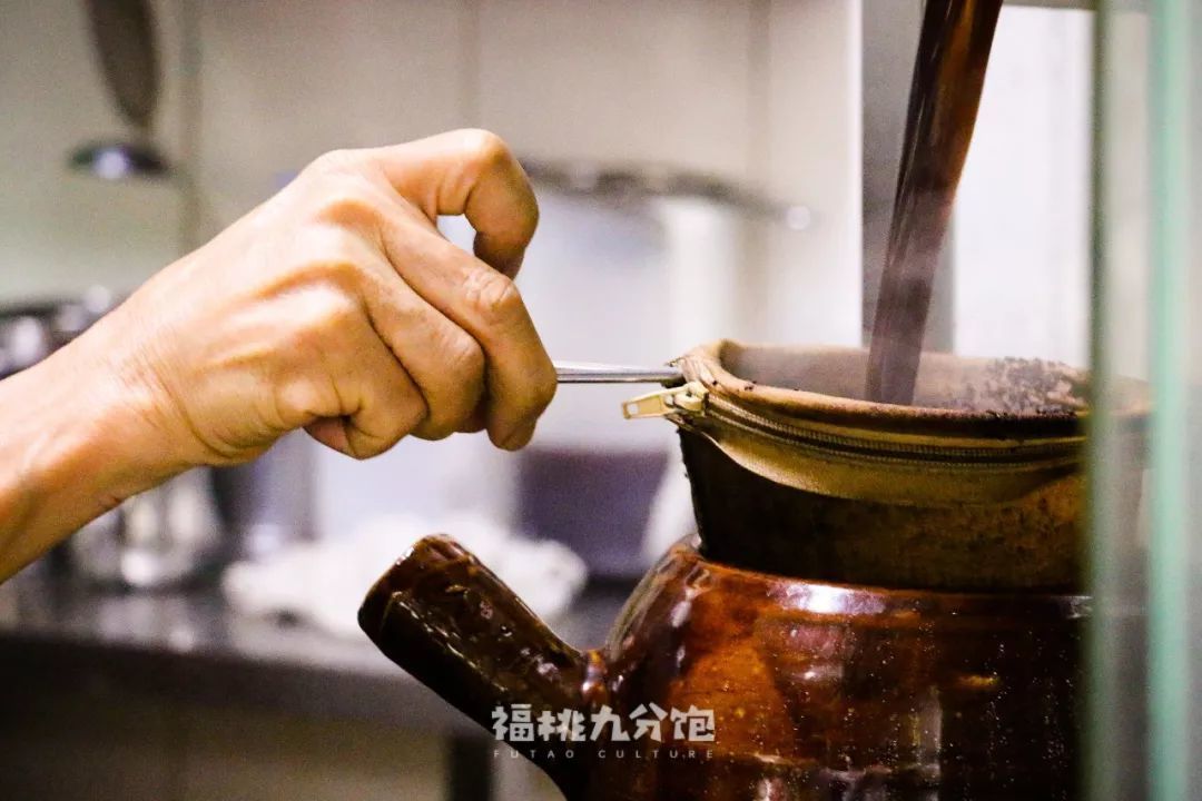 在澳门，本地人是这样从早吃到晚的