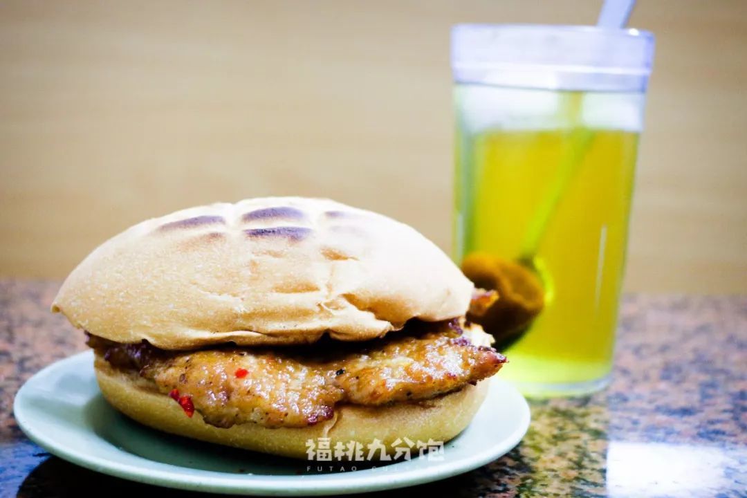 在澳门，本地人是这样从早吃到晚的