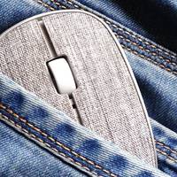 本来靠颜值能征服用户 却用实力打动人心  雷柏M200 PLUS