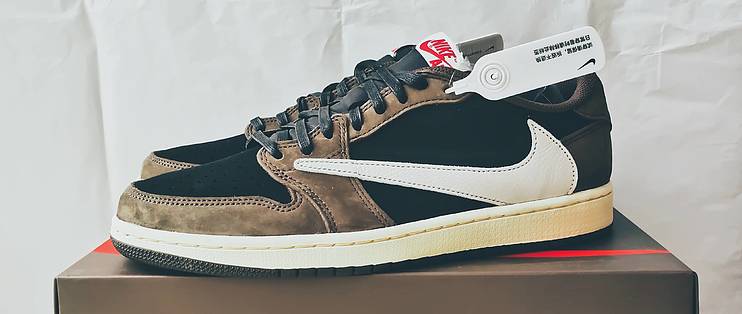 反钩设计，Travis Scott x Air Jordan 1 Low 开箱_休闲运动鞋_什么值得买