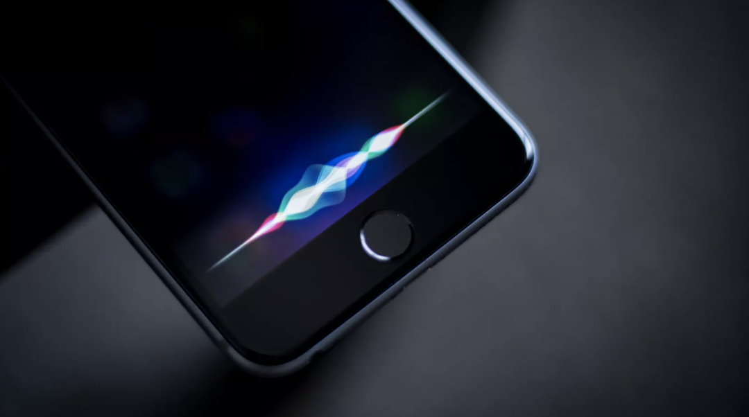 Siri在窃听用户语音并上传？苹果表示确实存在，但数量极少，且不带用户信息