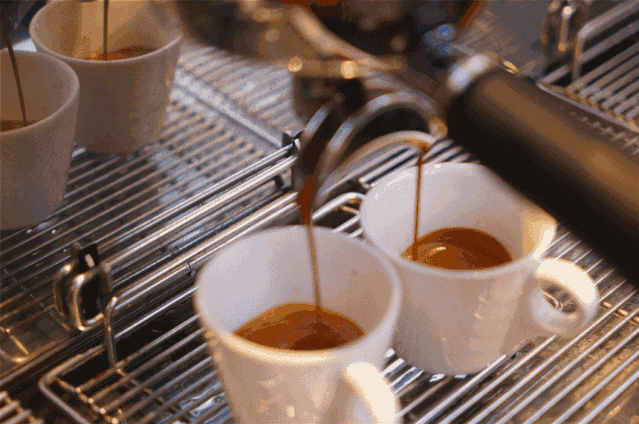 10款现磨拿铁咖啡对比，哪款咖啡更好喝？