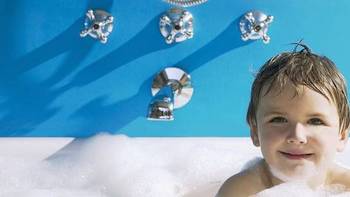 有料科普 篇五十九：在家给宝宝洗澡需要注意几点，做到正确护理宝宝皮肤！ 