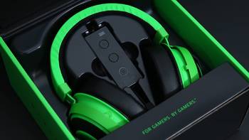 这种绿色上头真的爽 雷蛇北海巨妖竞技版游戏耳机评测