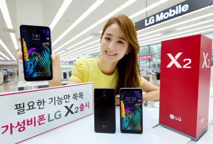 韩国的千元机长啥样：LG X2（2019）手机正式在韩国发布，2GB内存售人民币1144元