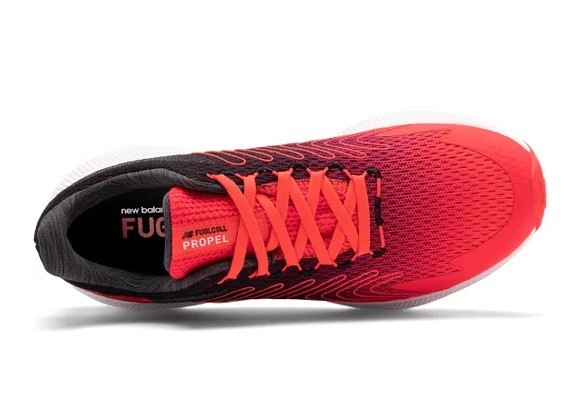 亲民的竞速跑鞋：new balance 发售 FuelCell Propel 新款跑鞋