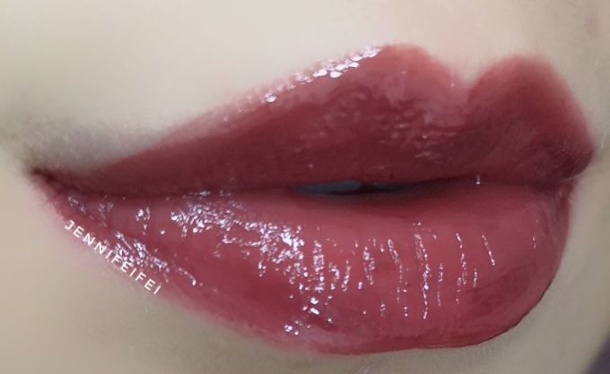 杰妮菲菲|YSL2019新品缎面水光唇釉VERNIS À LÈVRES WATER STAIN 试色推荐分享
