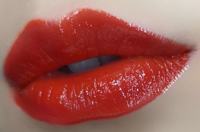 杰妮菲菲|YSL2019新品缎面水光唇釉VERNIS À LÈVRES WATER STAIN 试色推荐分享