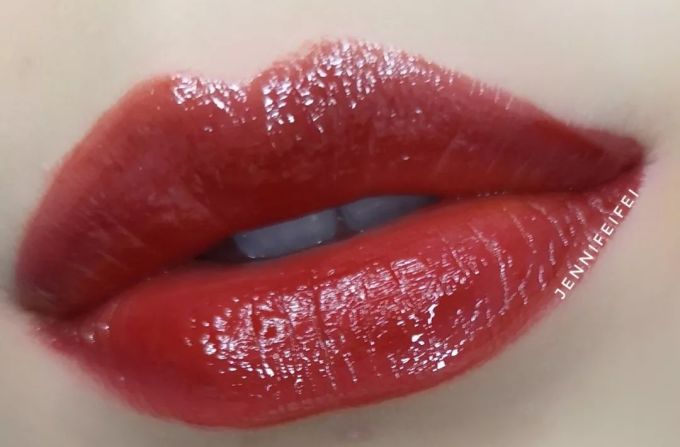 杰妮菲菲|YSL2019新品缎面水光唇釉VERNIS À LÈVRES WATER STAIN 试色推荐分享