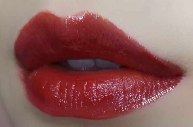 杰妮菲菲|YSL2019新品缎面水光唇釉VERNIS À LÈVRES WATER STAIN 试色推荐分享