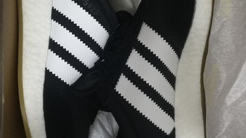 买鞋就是为了穿 篇一：晒一晒FootLocker入的Adidas复古鞋i5923