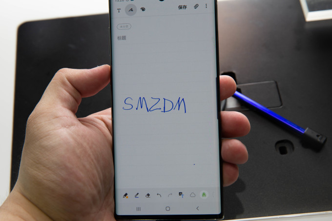 神仙配色“无”边框:三星 Galaxy Note10发布会真机体验