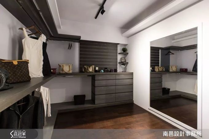 女神都有的卧室衣帽间,3㎡就能拥有它;精选50张装修效果图,你要的设计款都在这!