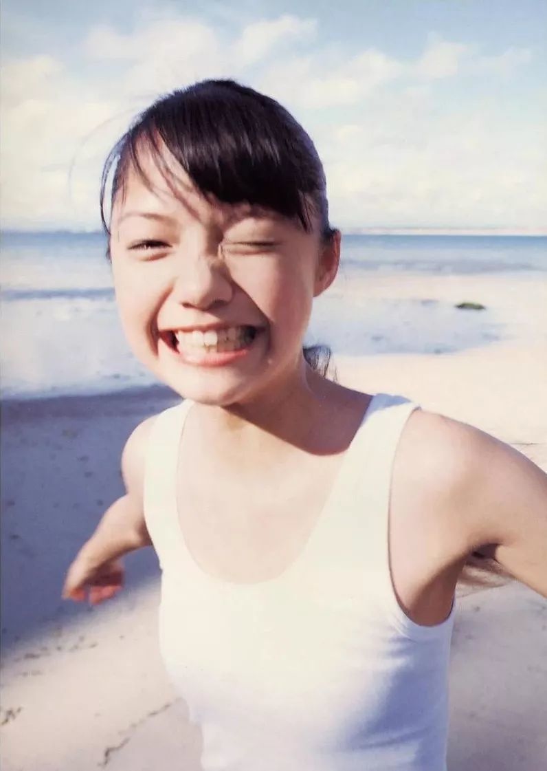 论少女感，宫崎葵这 4 本写真，赢了！