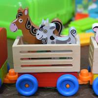 晒一晒非常可爱的 Melissa&Doug 木制玩具 农场动物火车