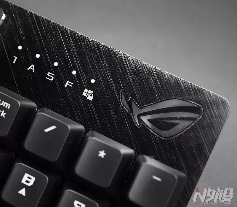 FPS玩家专属加长CTRL键：ROG Strix Scope评测