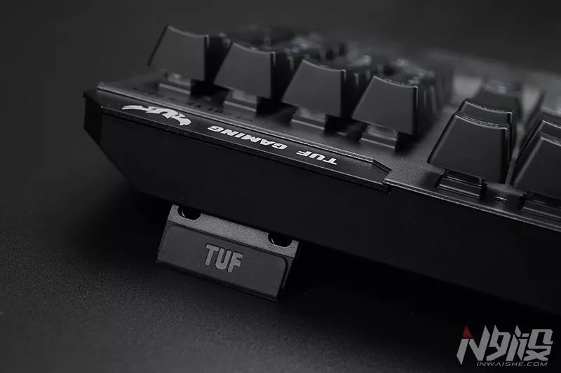华硕TUF GAMING K7光轴机械键盘评测