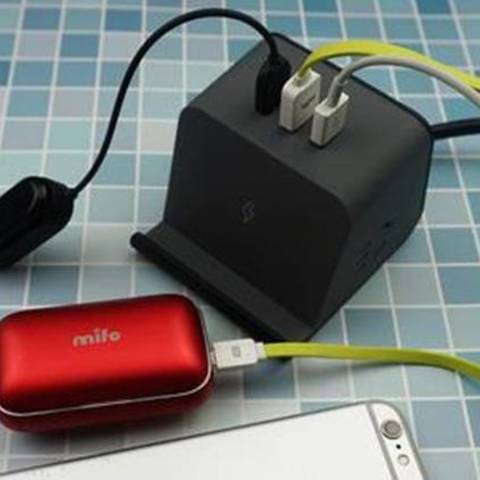 爱国者无线充插座开箱分享：双组合孔+3USB，无线充是亮点