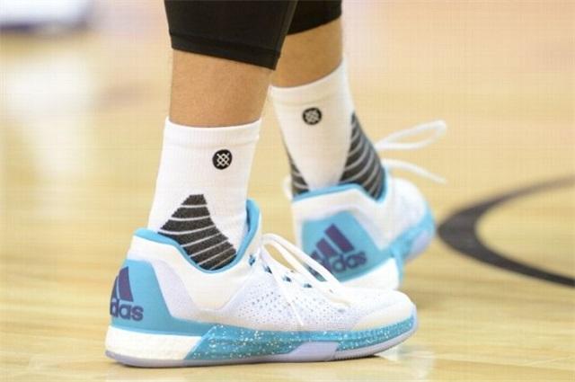 adidas Crazylight Boost 2015 “Hornets” HOME PE