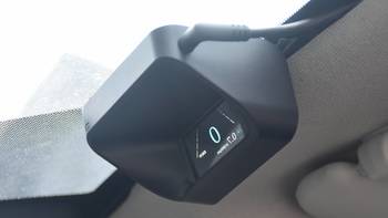 车载智能抬头显示器 篇二：让小车驾出豪车的感受---炫蚁H4C版HUD抬头显示器体验 