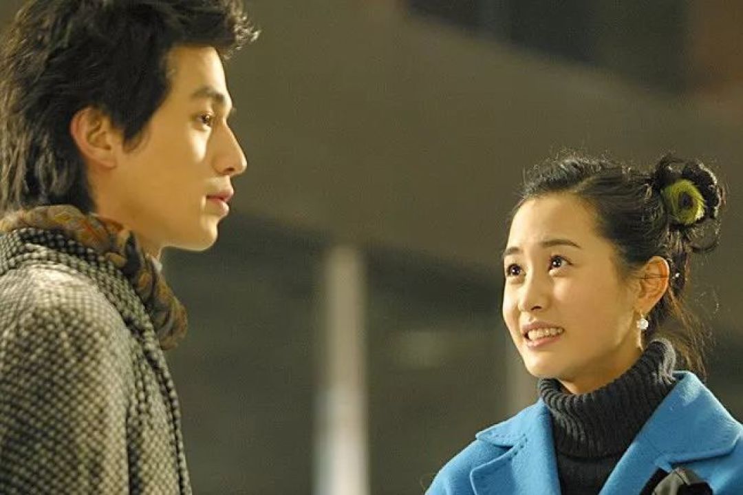 他的眼睛里仿佛装着星星银河李栋旭依旧超级帅即便现在时隔十几年再看