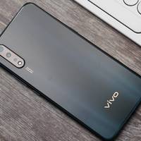 全民拍照时代需要这样的中端机：vivo Z5评测