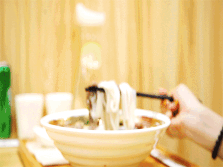 MAH06928.gif 潮汕人都惊呆了,这家“日料店”竟然卖着粿条…