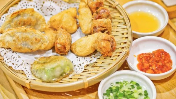 拼盘2.jpg 潮汕人都惊呆了,这家“日料店”竟然卖着粿条…