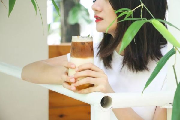 微信图片_20190903181113.jpg 「森系咖啡馆」,也太好看了吧...