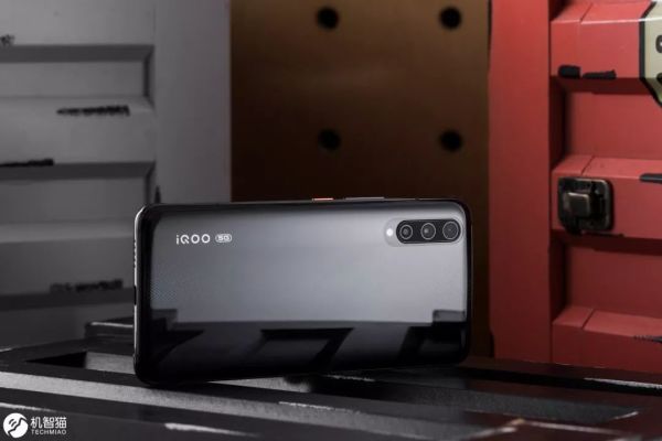 iQOO Pro首发体验:“可能是最便宜的5G手机”来了!