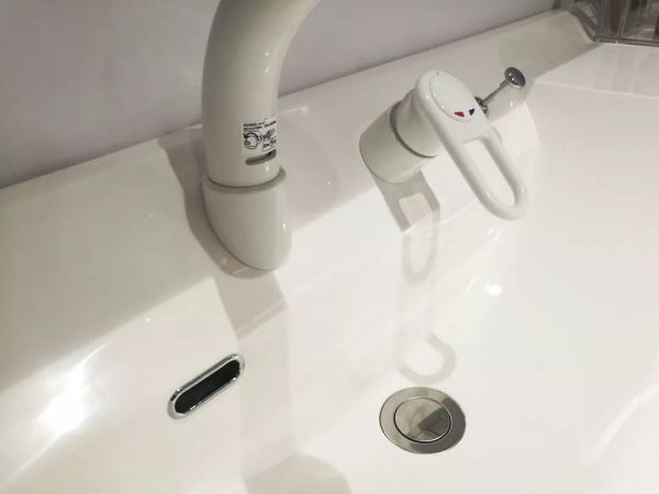 卫生间潮湿、发霉、不通风,99%问题能用这个方法解决