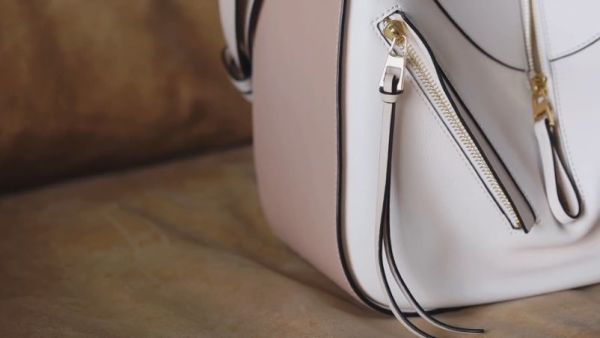 测评10个女生都喜欢的奢侈品包包,真的值得入手吗?