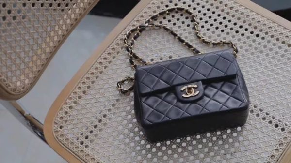 测评10个女生都喜欢的奢侈品包包,真的值得入手吗?